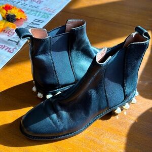 Louise et Cie Valtina Chelsea Boots